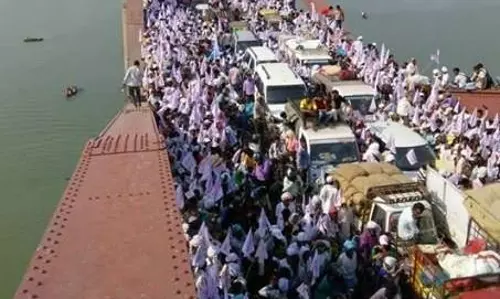 വാരണസിയില്‍ തിക്കിലും തിരക്കിലും പെട്ട് 24 പേര്‍ മരിച്ചു; 60 പേര്‍ക്ക് പരിക്കേറ്റു