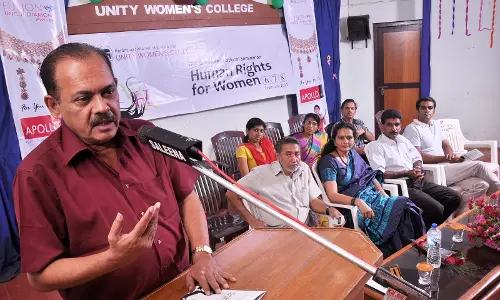 സെബാസ്റ്റ്യന്‍ പോളിനെ ഹൈക്കോടതി അഭിഭാഷക ‍ അസോസിയേഷനില്‍ നിന്നും സസ്പെന്‍ഡ് ചെയ്തു