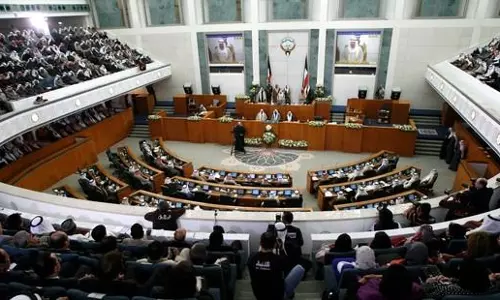 കുവൈത്ത് പാർലമെന്റ് തെരഞ്ഞെടുപ്പ് നേരത്തെയായേക്കും