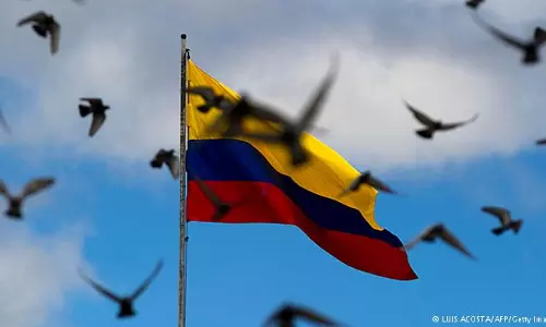 സമാധാനകരാര്‍ നടപ്പാക്കണമെന്നാവശ്യപ്പെട്ട് കൊളംബിയയില്‍ ആയിരങ്ങളുടെ മാര്‍ച്ച്