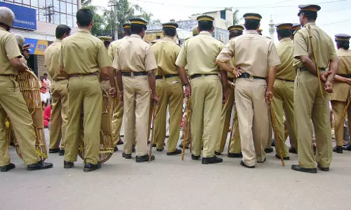 സിപിഎം സംസ്ഥാന കമ്മിറ്റിയില്‍ പൊലീസിനെതിരെ രൂക്ഷ വിമര്‍ശം