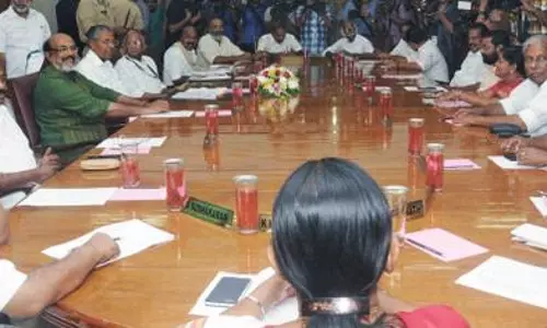 ബിപിഎല്‍ പട്ടിക വിപുലീകരണം: റിപ്പോര്‍ട്ട് സമര്‍പ്പിക്കാന്‍ മന്ത്രിസഭായോഗ നിര്‍ദേശം