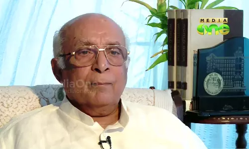 മാധ്യമപ്രവര്‍ത്തകരും അഭിഭാഷകരും പരസ്‍പരപൂരകങ്ങളെന്ന് ജസ്റ്റിസ് കെടി തോമസ്