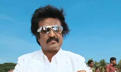 1000 രൂപ നോട്ടുകളെ കുറിച്ച് രജനീകാന്തും കമലഹാസനും‍ പറഞ്ഞത് കറക്ടല്ലേ...