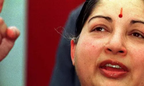 ജയലളിതയെ വാര്‍ഡിലേക്ക് മാറ്റി