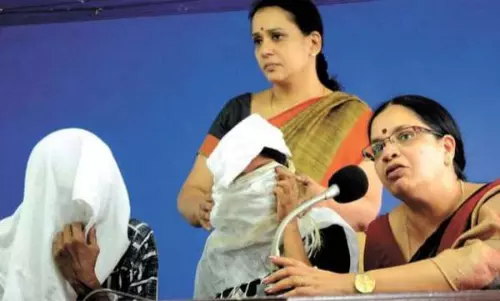 വടക്കാഞ്ചേരി കൂട്ടബലാത്സംഗം: പരാതിക്കാരിക്കെതിരെ ഭര്‍ത്താവിന്റെ കുടുംബം