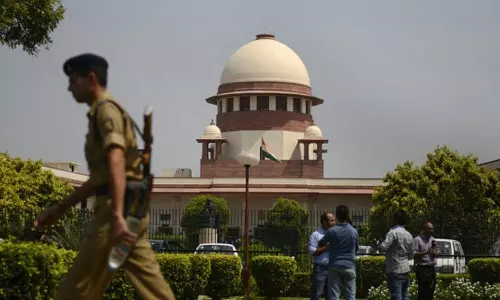 നോട്ട് നിരോധത്തിന്റെ ഭരണഘടനാ സാധുത ചോദ്യം ചെയ്ത ഹരജി സുപ്രീം കോടതിയില്‍