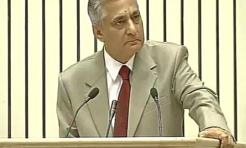 കേന്ദ്ര സര്‍ക്കാരിനെതിരെ രൂക്ഷ വിമര്‍ശവുമായി ചീഫ് ജസ്റ്റിസ്