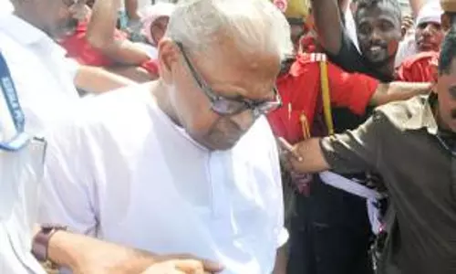 ഐസ്ക്രീം കേസ് അവസാനിപ്പിക്കുന്നതുമായി ബന്ധപ്പെട്ട് നല്കിയ ഹര്ജികള് കോടതി ഇന്ന് പരിഗണിക്കും ഐസ്ക്രീം കേസ് അവസാനിപ്പിക്കുന്നതുമായി ബന്ധപ്പെട്ട് നല്കിയ ഹര്ജികള് കോടതി ഇന്ന് പരിഗണിക്കും