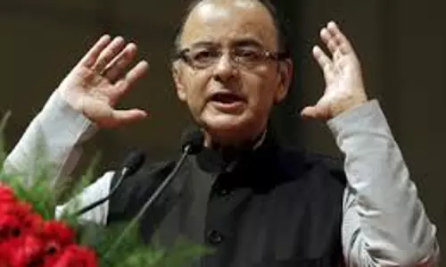 പിന്വലിച്ച നോട്ടുകള് ഉപയോഗിക്കാനുള്ള സമയം നീട്ടുന്ന കാര്യം പഠിച്ച ശേഷം തീരുമാനിക്കുമെന്ന് ജെയ്റ്റ്ലി പിന്വലിച്ച നോട്ടുകള് ഉപയോഗിക്കാനുള്ള സമയം നീട്ടുന്ന കാര്യം പഠിച്ച ശേഷം തീരുമാനിക്കുമെന്ന് ജെയ്റ്റ്ലി