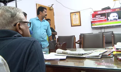 പൊലിഞ്ഞത് മനുഷ്യ വിമോചനത്തിന്റെ വിപ്ലവ നക്ഷത്രം: വിഎസ്