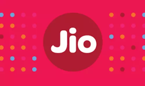 ജിയോ ഉപഭോക്താക്കള്‍ക്ക് സന്തോഷ വാര്‍ത്ത, സൗജന്യ സേവനം മാര്‍ച്ച് 31 വരെ 