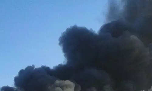 എസിയുടെ ദ്വാരം തുണയായി; ഒമ്പതു പേര് രക്ഷപ്പെട്ടത് തലനാരിഴക്ക് എസിയുടെ ദ്വാരം തുണയായി; ഒമ്പതു പേര് രക്ഷപ്പെട്ടത് തലനാരിഴക്ക്