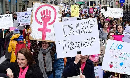ട്രംപിനെതിരെ വ്യാപക പ്രതിഷേധവുമായി സ്ത്രീകള്‍