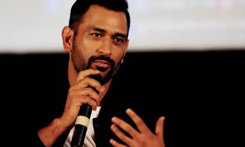 ഇരട്ട നായക പദവി ഫലപ്രദമല്ലെന്ന് ധോണി