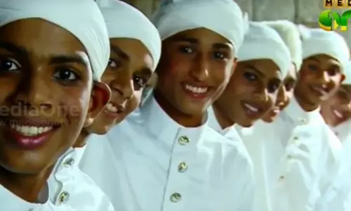 വട്ടപ്പാട്ടിന്റെ വിശേഷങ്ങളിലൂടെ... വട്ടപ്പാട്ടിന്റെ വിശേഷങ്ങളിലൂടെ...