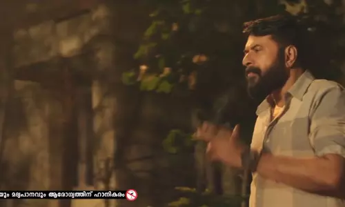 ത്രില്ലടിപ്പിക്കാന്‍ മമ്മൂട്ടിയുടെ ഗ്രേറ്റ് ഫാദര്‍; ടീസറെത്തി