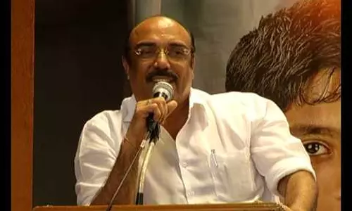 കൂടെ നിന്നവര്‍ വഞ്ചിച്ചു; തിയേറ്റര്‍ പൊളിച്ച്  ഷോപ്പിങ്ങ് കോംപ്ലക്സ് നിര്‍മിക്കുമെന്ന് ലിബര്‍ട്ടി ബഷീര്‍