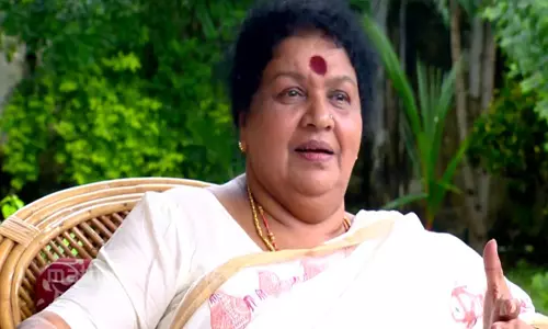 വൃദ്ധരുടെ സുരക്ഷ ഉറപ്പുവരുത്താന്‍ മുഖ്യമന്ത്രി ഇടപെടണമെന്ന് കവിയൂര്‍ പൊന്നമ്മ