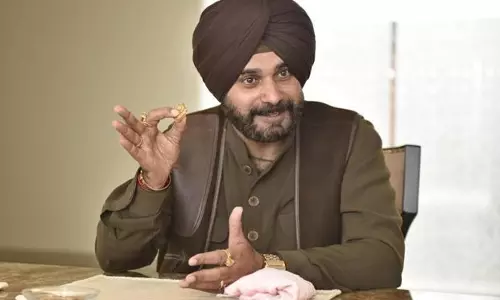 ഇത് ധര്‍മവിജയം; ജനങ്ങള്‍ ദുഷ്ടന്മാരുടെ ധാര്‍ഷ്ട്യം ഇല്ലാതാക്കി: സിദ്ദു