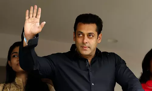 ആദായ നികുതി അടക്കുന്നവരില് സല്മാന് ഖാന് ഒന്നാമത് ആദായ നികുതി അടക്കുന്നവരില് സല്മാന് ഖാന് ഒന്നാമത്