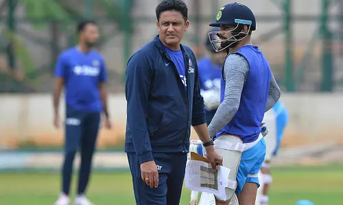 ആസ്ത്രേലിയയുടെ ഒഫീഷ്യലിനെതിരെ കൊഹ്‍ലി കുപ്പി വലിച്ചെറിഞ്ഞതായി ഓസീസ് ദിനപത്രം