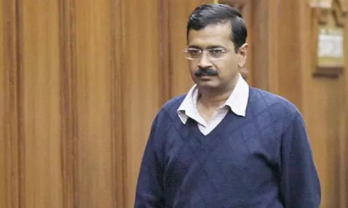 ഡല്‍ഹി മുന്‍സിപ്പല്‍ തെരഞ്ഞെടുപ്പില്‍ ബാലറ്റ് പേപ്പര്‍ ഉപയോഗിക്കണമെന്ന  ആവശ്യം തെരഞ്ഞെടുപ്പ് കമ്മീഷന്‍ തള്ളി