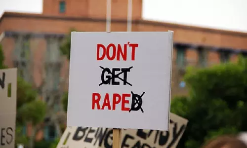 അന്ധയായ വിദ്യാർഥിനിയെ അധ്യാപകൻ പീഡിപ്പിച്ചു