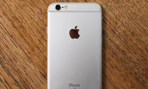 ഐഫോണ്‍ 6എസ് ;കഴിഞ്ഞ വര്‍ഷം ഏറ്റവും കൂടുതല്‍ വിറ്റുപോയ സ്മാര്‍ട്ട്ഫോണ്‍ 