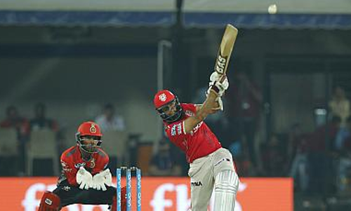 അംലയും മാക്‌സ്‌വലും തിളങ്ങി: പഞ്ചാബിന് രണ്ടാം ജയം 