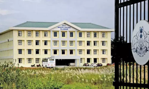 പാലക്കാട് മെഡിക്കല്‍ കോളജിലെ നിയമനം: വിവാദങ്ങള്‍ക്കൊടുവില്‍ പുതിയ റാങ്ക് ലിസ്റ്റ്