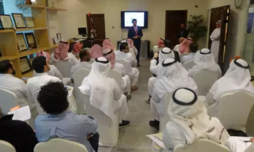 സൌദിയില്‍ സ്വകാര്യവത്കരണത്തിലൂടെ  200 ബില്യന്‍ ഡോളറിന്റെ വരുമാനമുണ്ടാക്കുമെന്ന് മുഹമ്മദ് അത്തുവൈജിരി