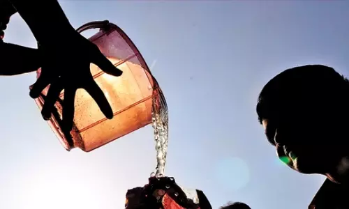 കോഴിക്കോട് കോര്‍പറേഷന്റെ ജനവാസ കേന്ദ്രത്തിലെ കുടിവെള്ള പ്ലാന്റിനെതിരെ പ്രതിഷേധം