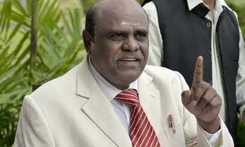 സുപ്രീംകോടതി ചീഫ് ജസ്റ്റിസടക്കം ഏഴ് പേര്‍ക്ക് ജ. കര്‍ണന്‍ അഞ്ച് വര്‍ഷം തടവ് വിധിച്ചു