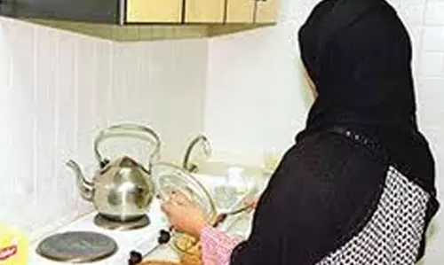 ഇന്ത്യയിൽ നിന്നുള്ള ഗാർഹികത്തൊഴിലാളി റിക്രൂട്ട്മെന്റ് പുനരാരംഭിക്കാൻ കുവൈത്ത്  ചർച്ചകൾ തുടങ്ങി