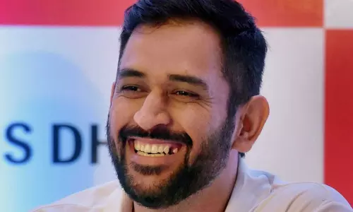 ധോണി മഹേന്ദ്ര ബാഹുബലിയാണെന്ന് സേവാഗ്