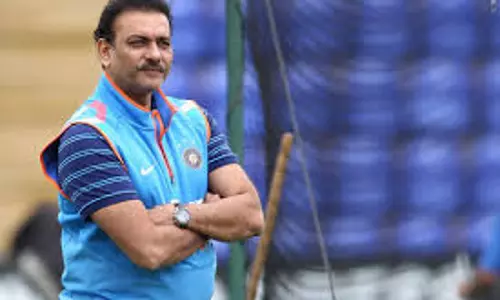 പരിശീലക സ്ഥാനത്തേക്ക് ശാസ്ത്രിയും