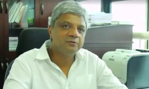 ഉമ്മന്‍ചാണ്ടിയുടെ ജനകീയ യാത്ര; കെഎംആര്‍എല്‍ റിപ്പോര്‍ട്ട് തേടി