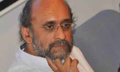 അദാനിക്കെതിരായ ലേഖനങ്ങള്‍ പിന്‍വലിച്ചതില്‍ പ്രതിഷേധം; എഡിറ്റര്‍ രാജിവെച്ചു