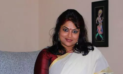 അമ്മയില്‍ മുഴുവന്‍ അച്ഛന്‍മാരല്ലേ ? അവിടെ സ്ത്രീകള്‍ക്കെന്ത് കാര്യം, എന്ത് സമത്വം? രഞ്ജിനി ചോദിക്കുന്നു