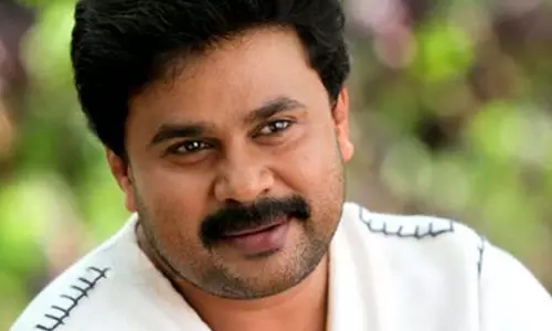 സ്വന്തം വീടിന്റെ ഉള്ളില്പ്പോലും ഒരു പെണ്കുട്ടി സുരക്ഷിതയല്ല; ദിലീപിന്റെ പഴയ ഫേസ്ബുക്ക് പോസ്റ്റ് വൈറലാകുന്നു സ്വന്തം വീടിന്റെ ഉള്ളില്പ്പോലും ഒരു പെണ്കുട്ടി സുരക്ഷിതയല്ല; ദിലീപിന്റെ പഴയ ഫേസ്ബുക്ക് പോസ്റ്റ് വൈറലാകുന്നു