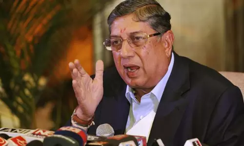 ബി.സി.സി.ഐ ജനറല് ബോഡി യോഗത്തില് പങ്കെടുക്കുന്നതിന് എന്. ശ്രീനിവാസന് വിലക്ക് ബി.സി.സി.ഐ ജനറല് ബോഡി യോഗത്തില് പങ്കെടുക്കുന്നതിന് എന്. ശ്രീനിവാസന് വിലക്ക്