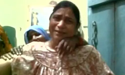 20 ലക്ഷം രൂപ തിരിച്ചെടുക്കൂ, എന്റെ മകനെ മടക്കിത്തരൂ... മഥുരയില്‍ കൊല്ലപ്പെട്ട പൊലീസ് ഓഫീസറുടെ അമ്മ