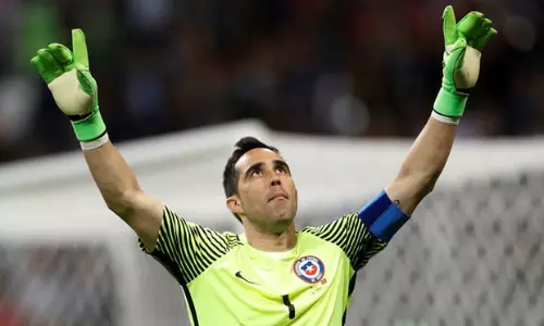 പോര്‍ച്ചുഗലിനെ ഷൂട്ടൗട്ടില്‍ തോല്‍പിച്ച് ചിലി ഫൈനലില്‍