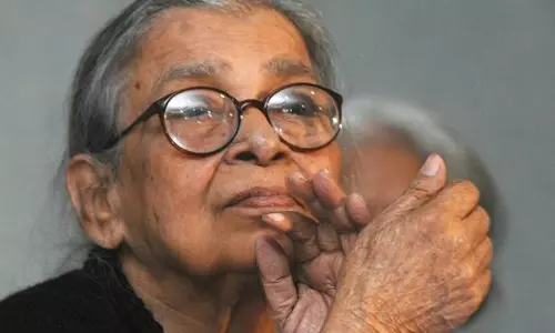 മഹാശ്വേതാ ദേവി അന്തരിച്ചു