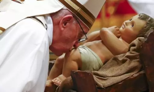 ആഘോഷങ്ങളില്‍ മുഴുകുമ്പോള്‍ ക്രിസ്തുവിനെ മറക്കരുത്: മാര്‍പ്പാപ്പ