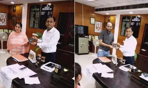 പാസ്‍പോർട്ട് പുതുക്കാന്‍ മതംമാറാന്‍ ആവശ്യപ്പെട്ട ഓഫീസറെ സ്ഥലംമാറ്റി, ദമ്പതികള്‍ക്ക് പാസ്പോര്‍ട്ട് നല്‍കി 