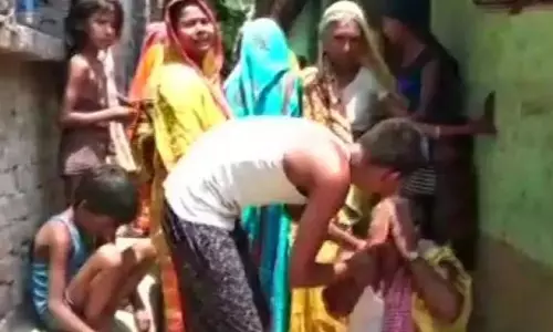 തോട്ടത്തില്‍ നിന്നും മാമ്പഴം പറിച്ചതിന് പന്ത്രണ്ട് വയസുകാരനെ വെടിവെച്ചു കൊന്നു