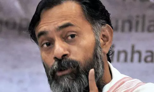 സേലം - ചെന്നൈ ഹരിത പാത നടപടികളില്‍ പൊലീസ് രാജാണ് നടപ്പാകുന്നതെന്ന് യോഗേന്ദ്ര യാദവ്