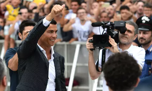 റൊണാള്‍ഡോക്ക് യുവന്റസിന്റെ വന്‍വരവേല്‍പ്പ്, ജേഴ്‌സി വില്‍പ്പന റെക്കോഡില്‍